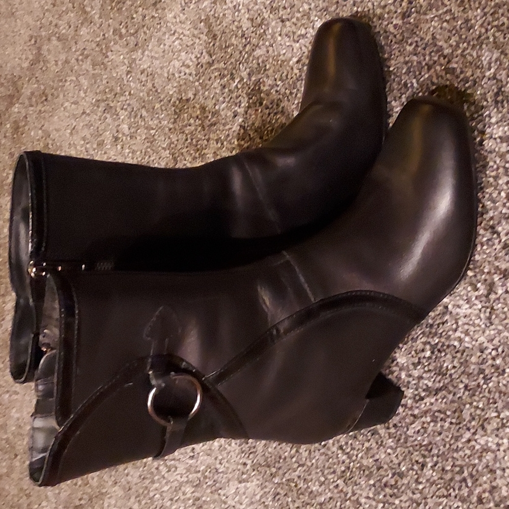 Nwot Hush Puppies Women's Boots.